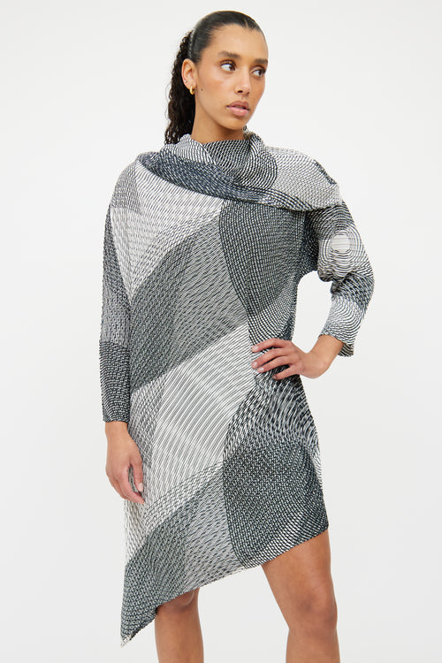 Issey Miyake Black & White Pleated Dress