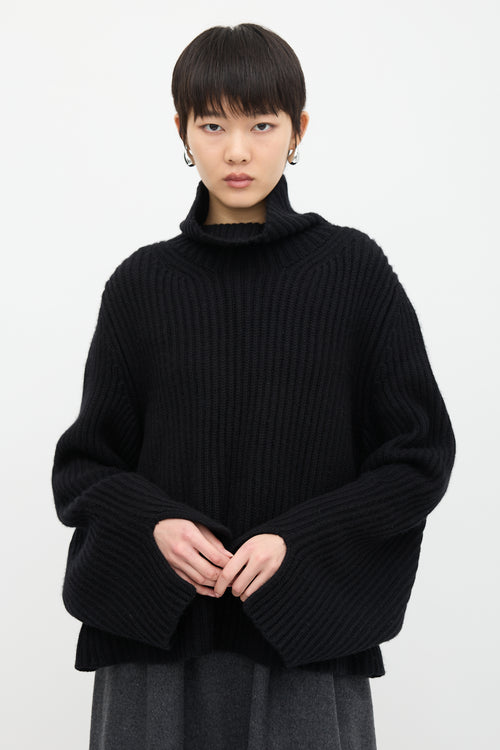 Khaite Cashmere Nimbus Sweater