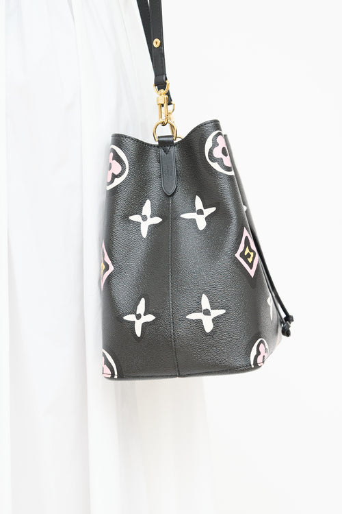 Louis Vuitton Wild at Heart NéoNoé MM Bucket Bag