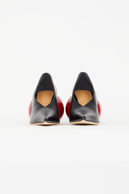 Loewe Fall 2022 Black & Red Balloon Heel