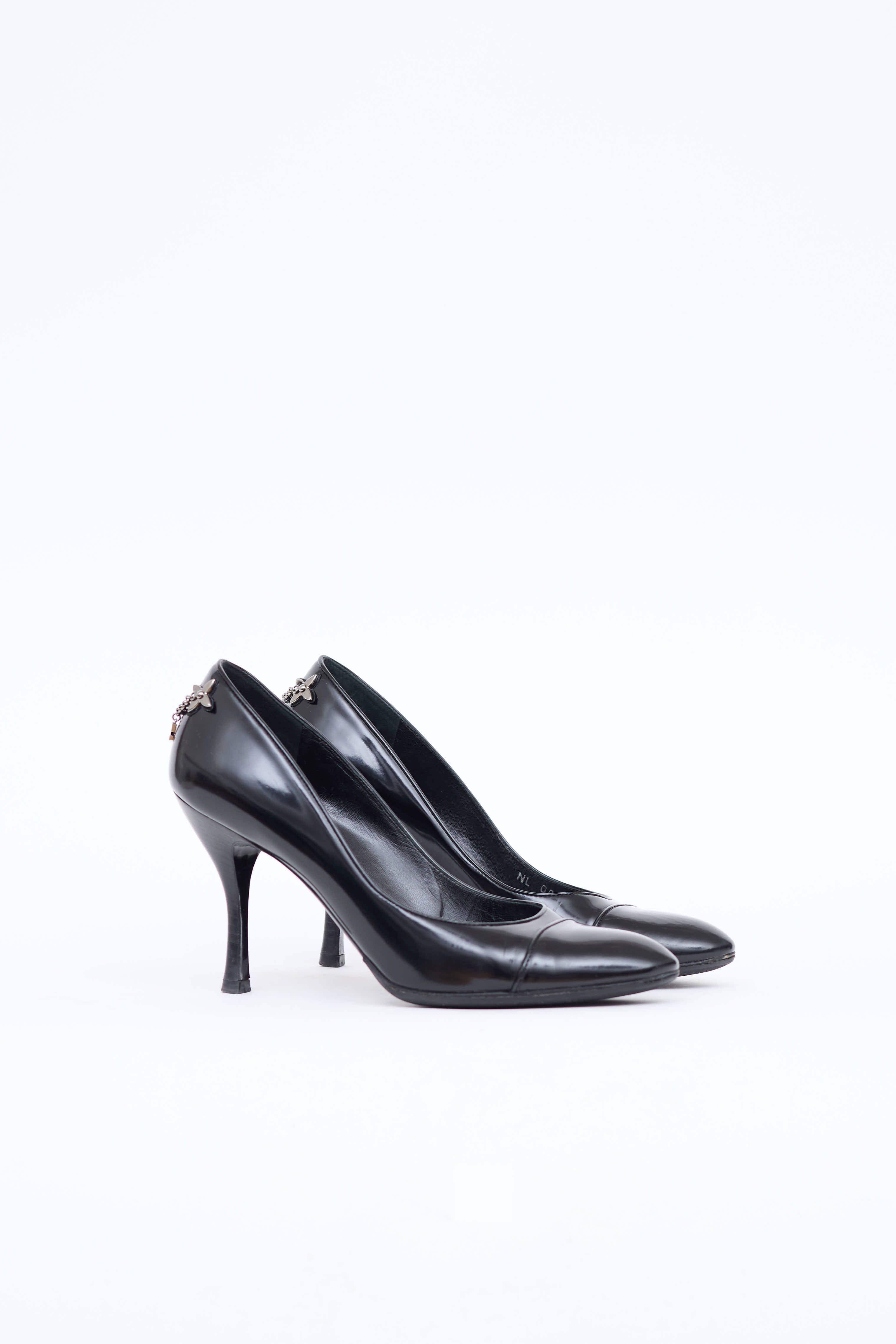 Louis Vuitton Patent Chain Link Pump