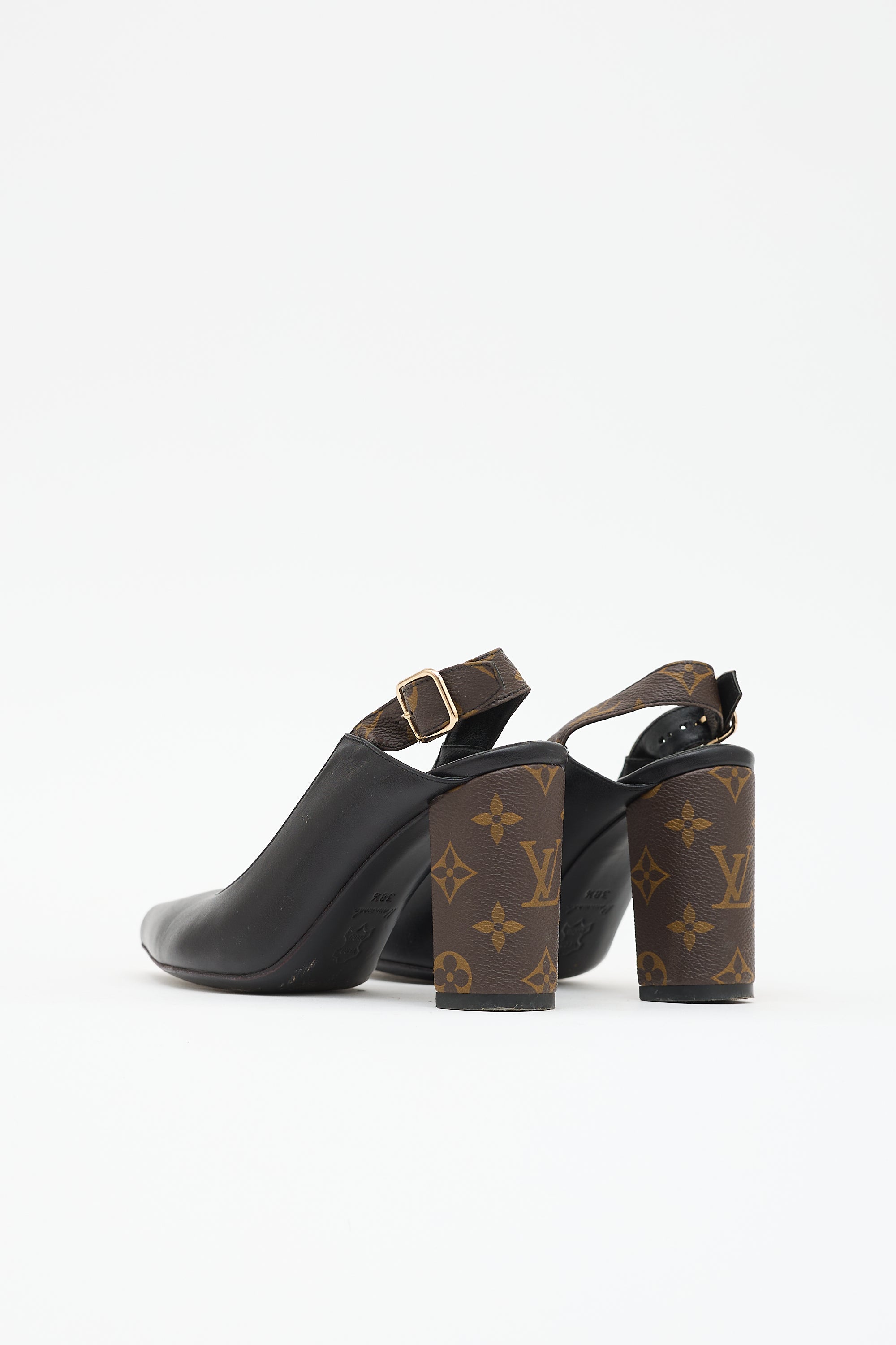 Louis Vuitton Monogram Matchmake Pump