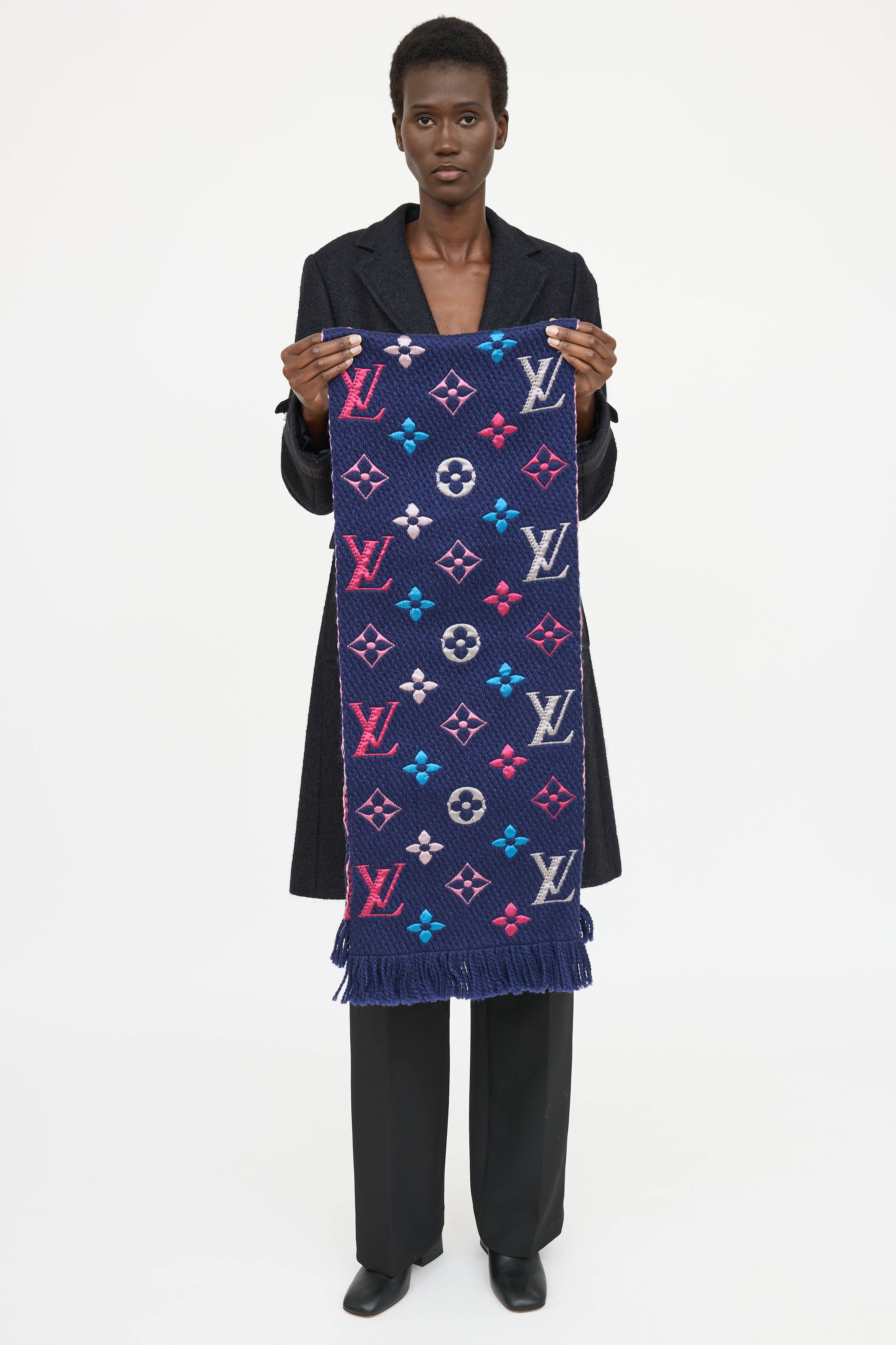 Louis Vuitton Logomania Scarf