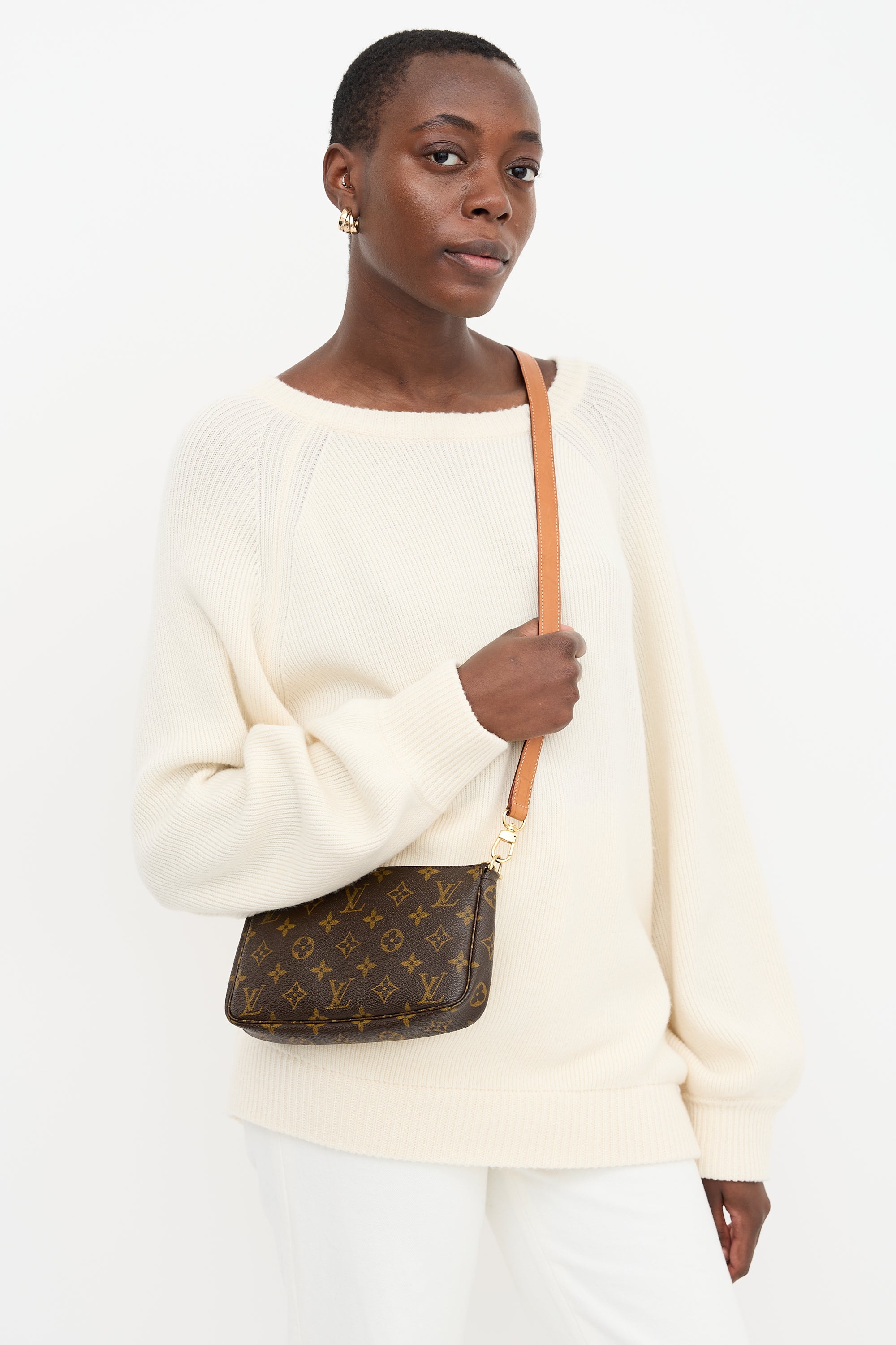 Louis Vuitton 1999 Monogram Pochette Bag