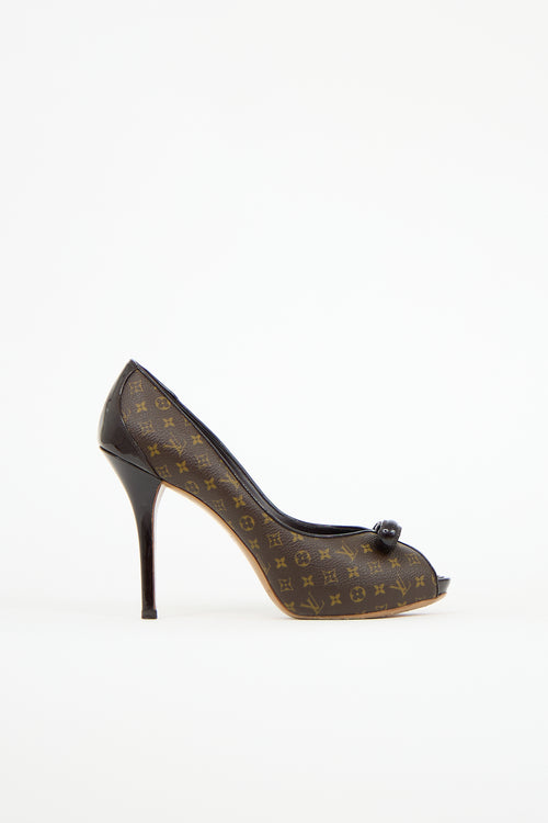 Louis Vuitton 2010 Monogram Canvas Malibu Heel