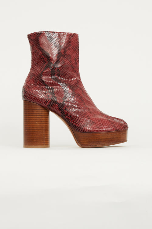 Maison Margiela Red & Black Textured Patterned Tabi Boot