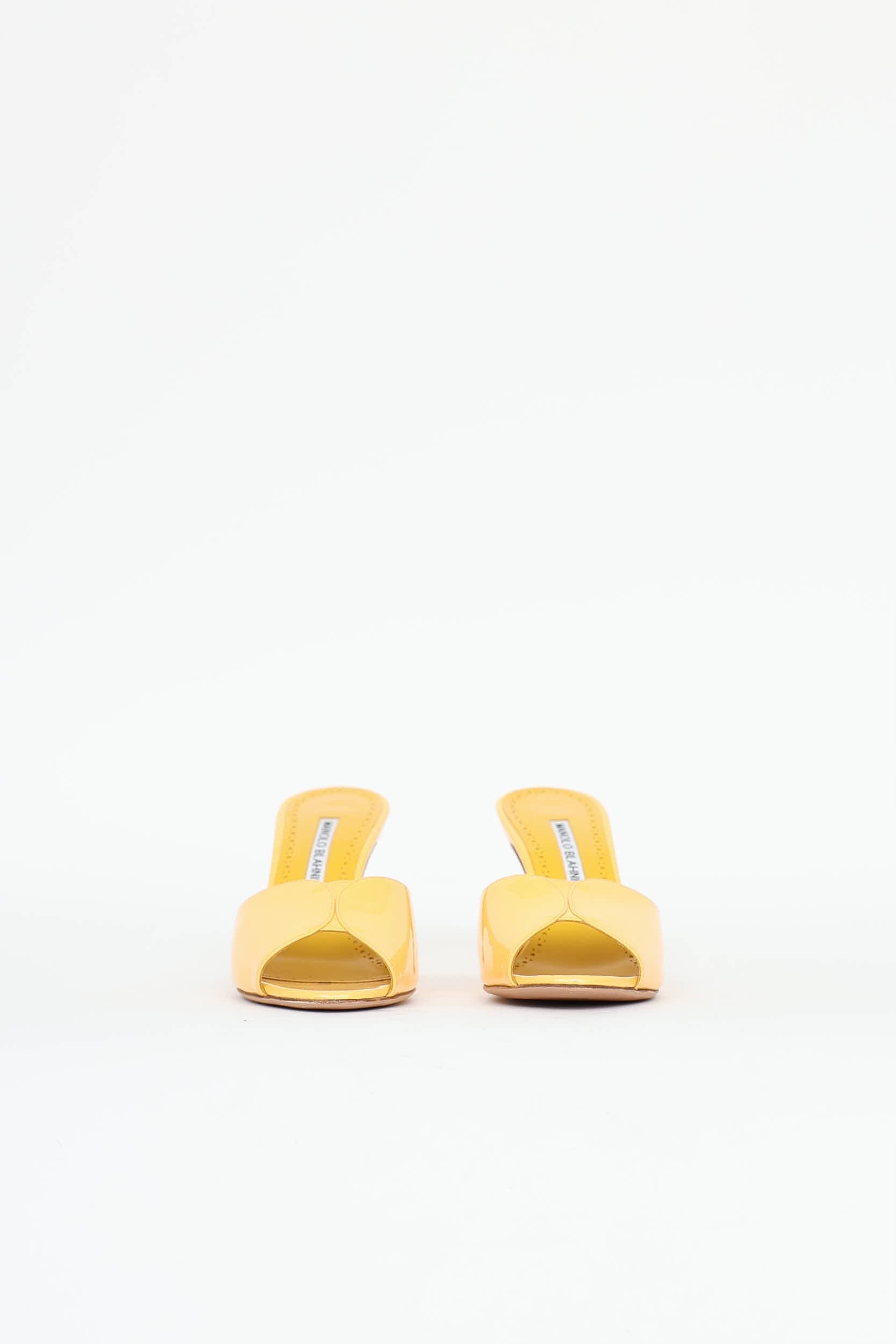 Manolo Blahnik Patent Houramu Mule