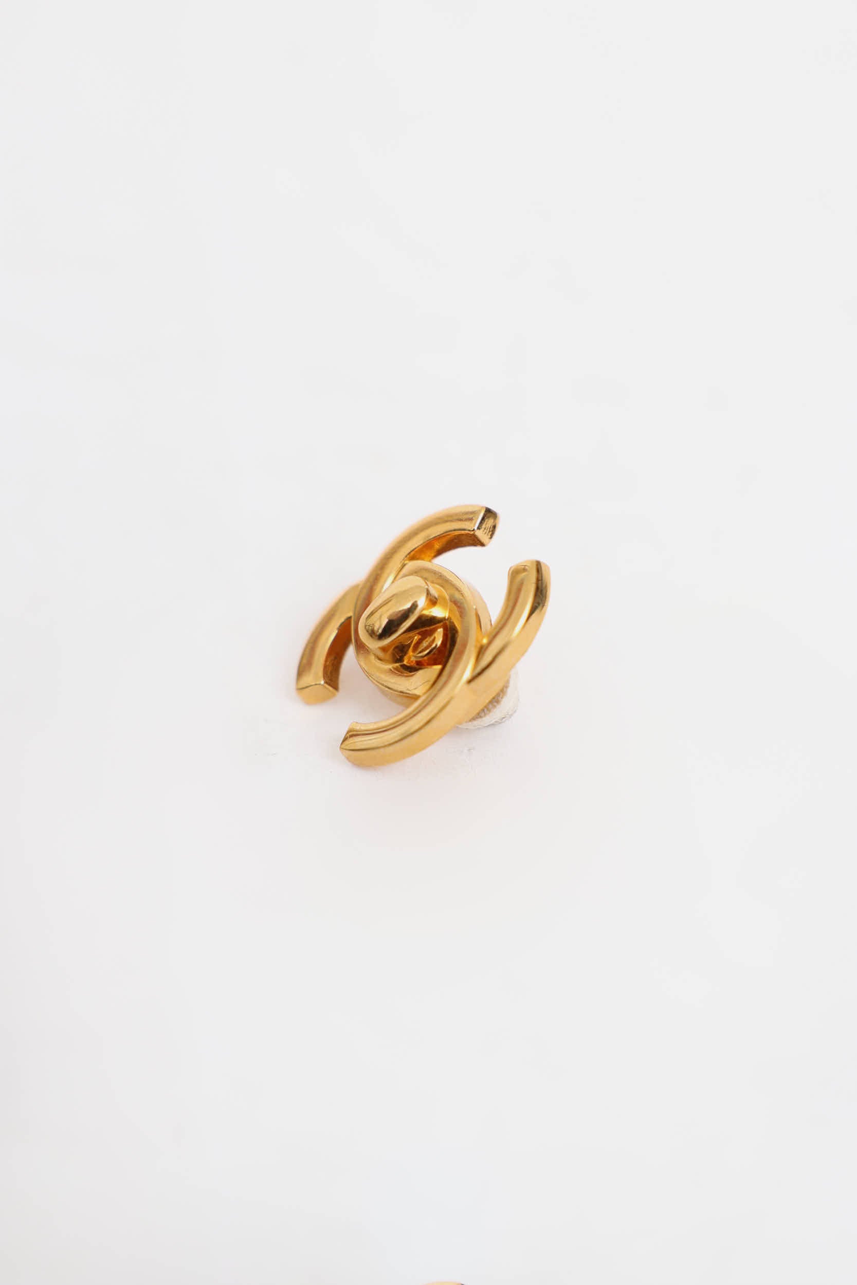 Chanel 95A CC Turnlock Clip On Earrings