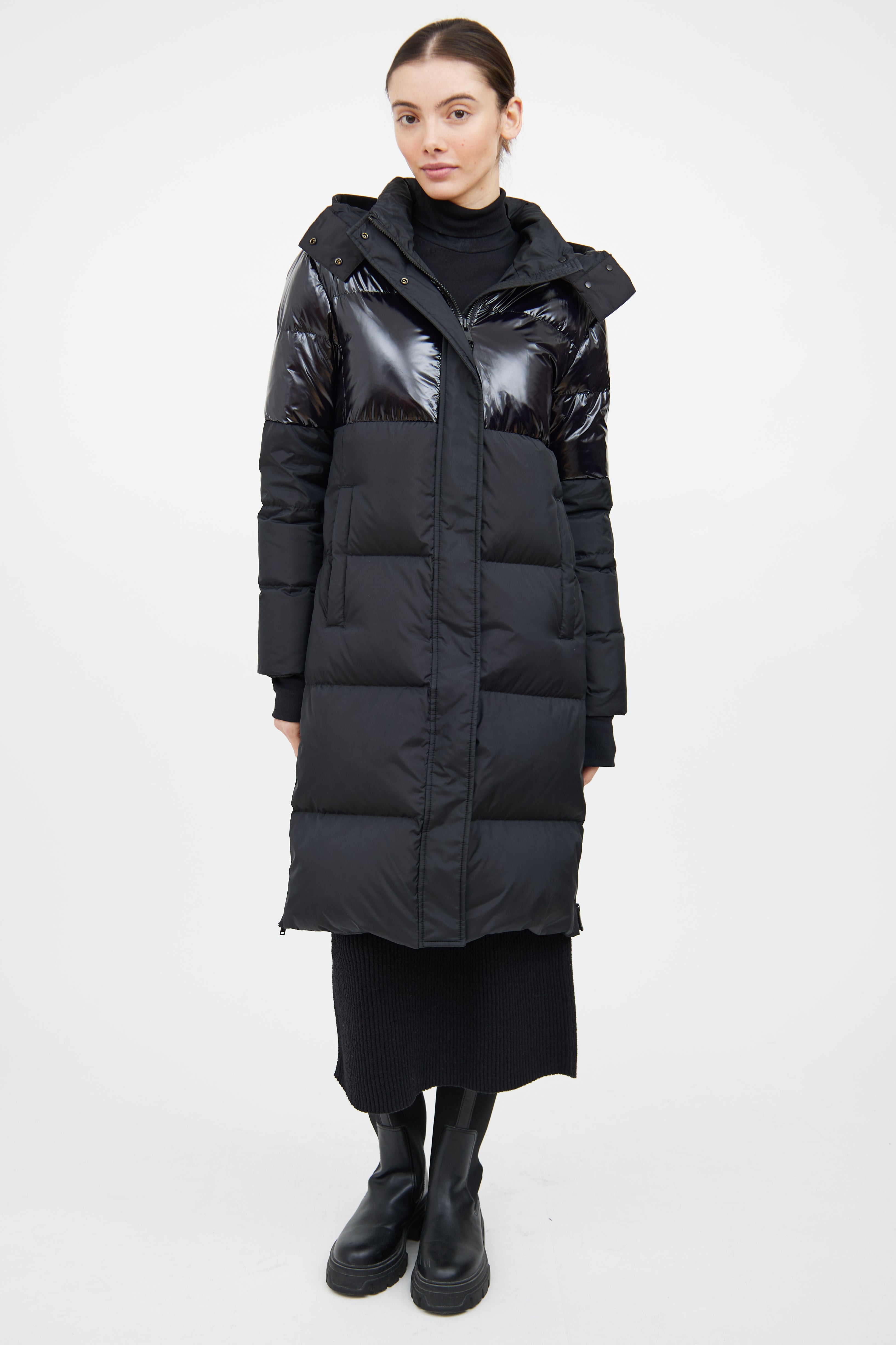 Moose Knuckles Black Down Powerpuff Shiny Coat