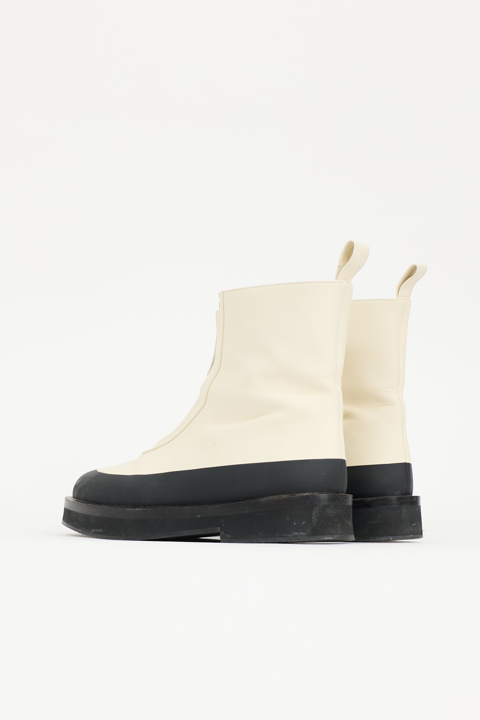 Neous Leather Malmok Boot