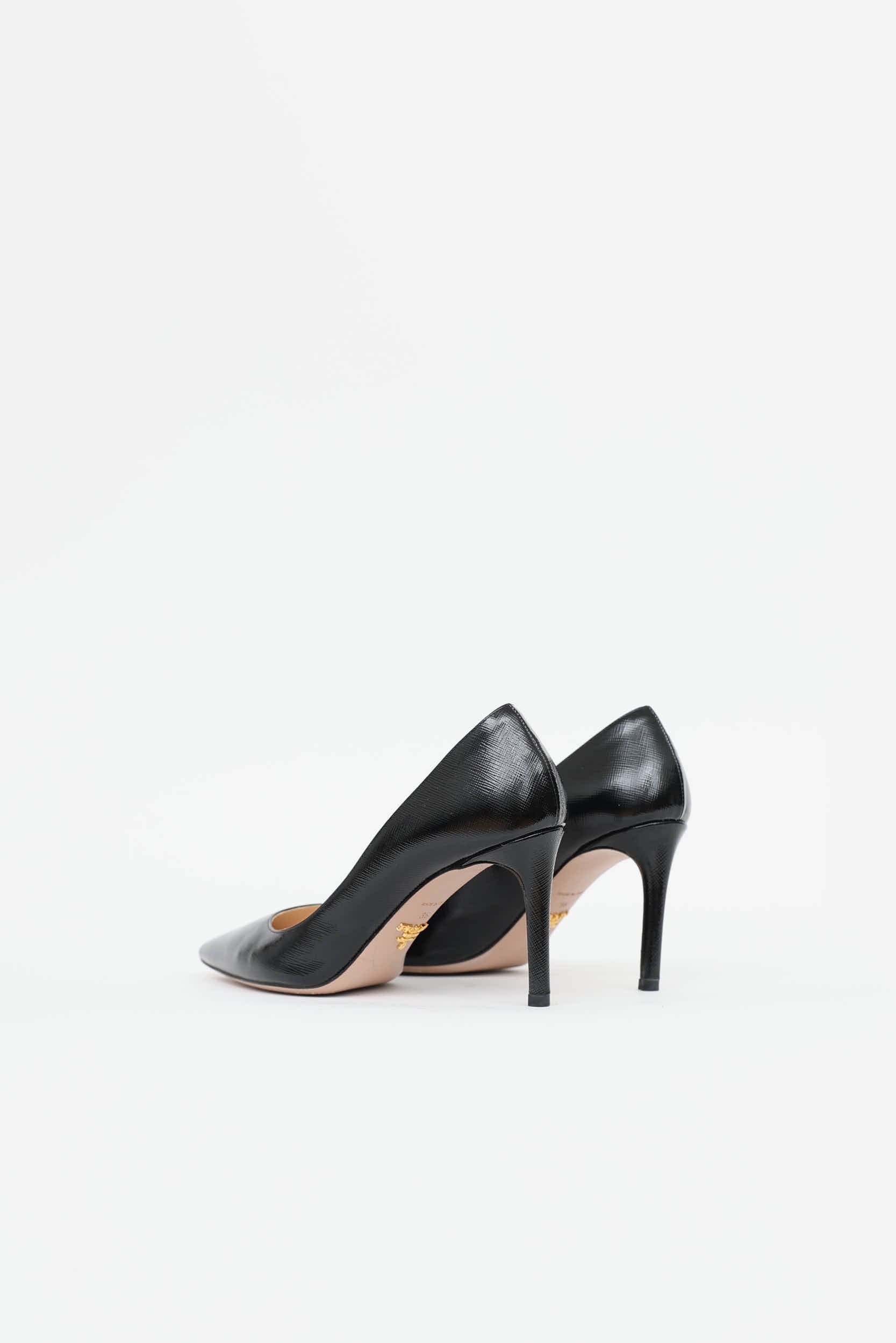Prada Saffiano Pump