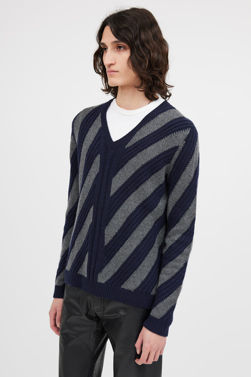 Prada Navy & Grey V-Neck Patterned Sweater