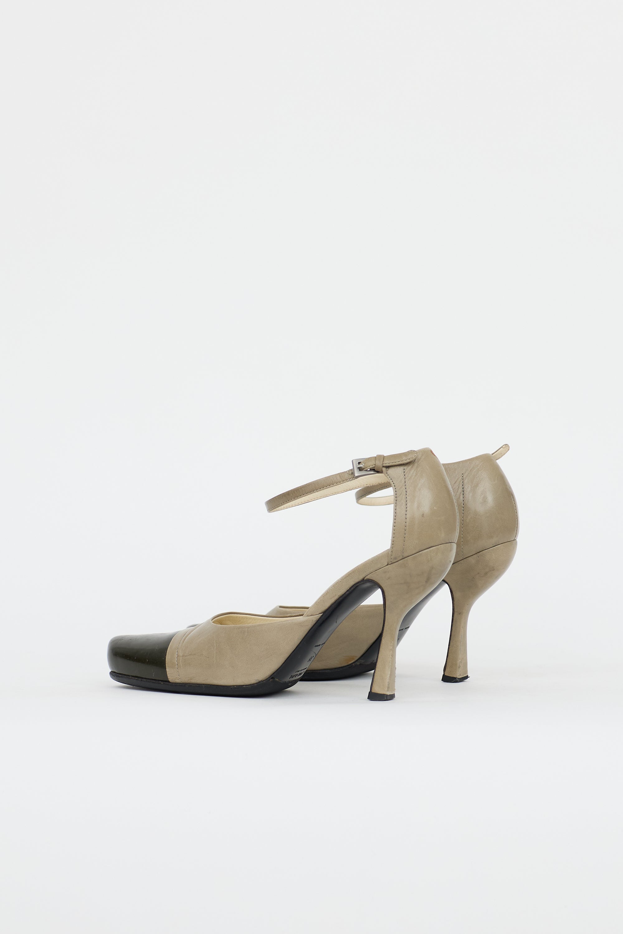Prada Vintage Leather  Pump