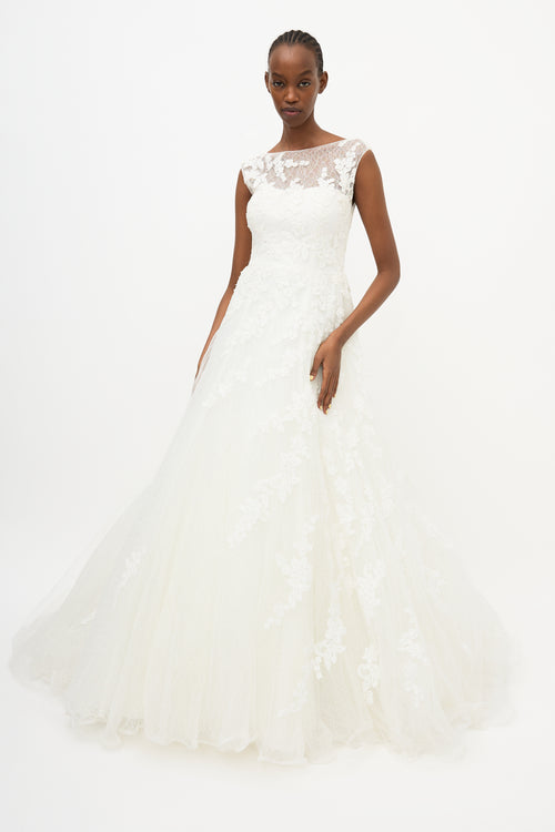 Pronovias Lace Wedding Dress