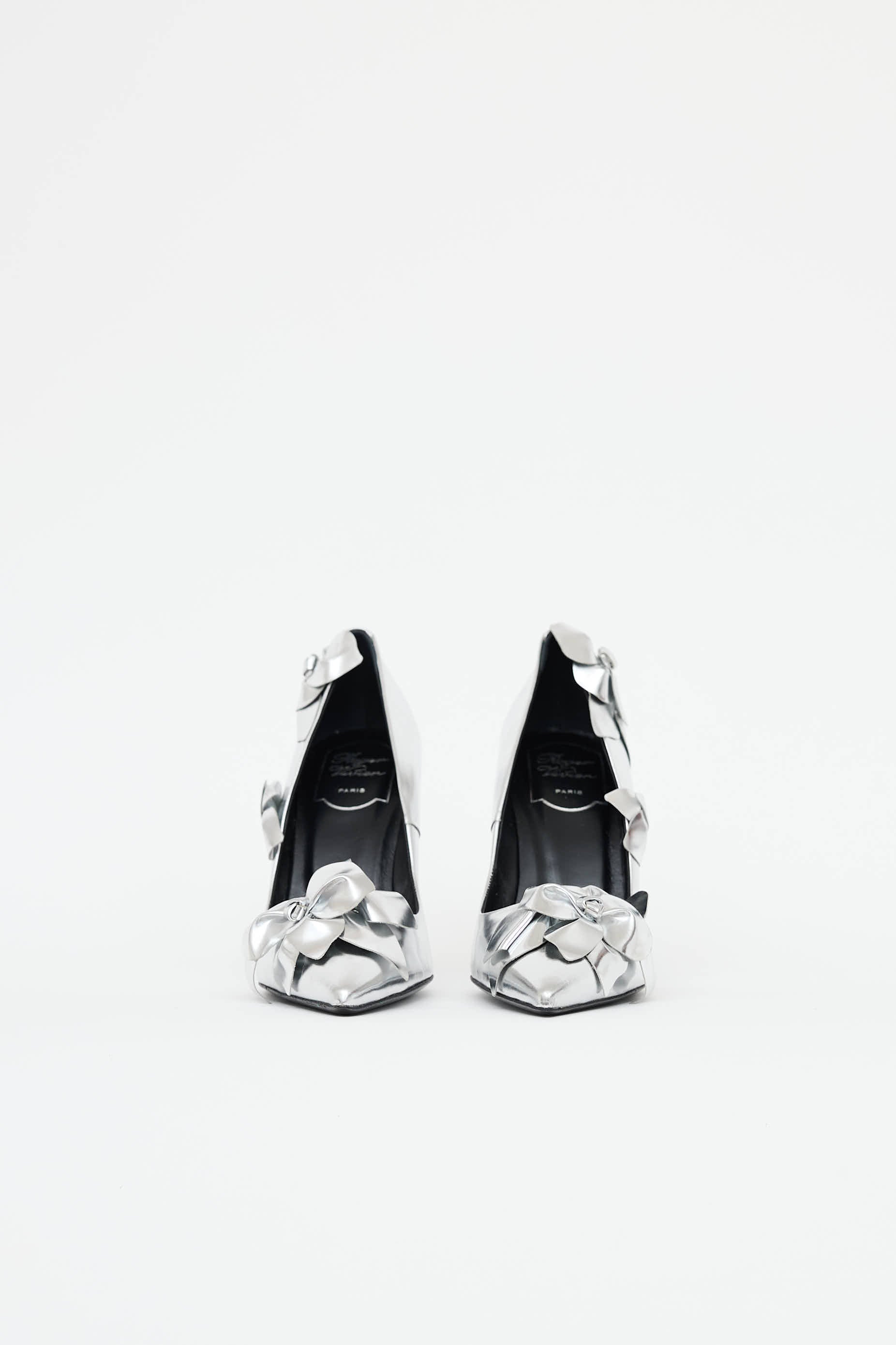 Roger Vivier Flower Embellished Pump