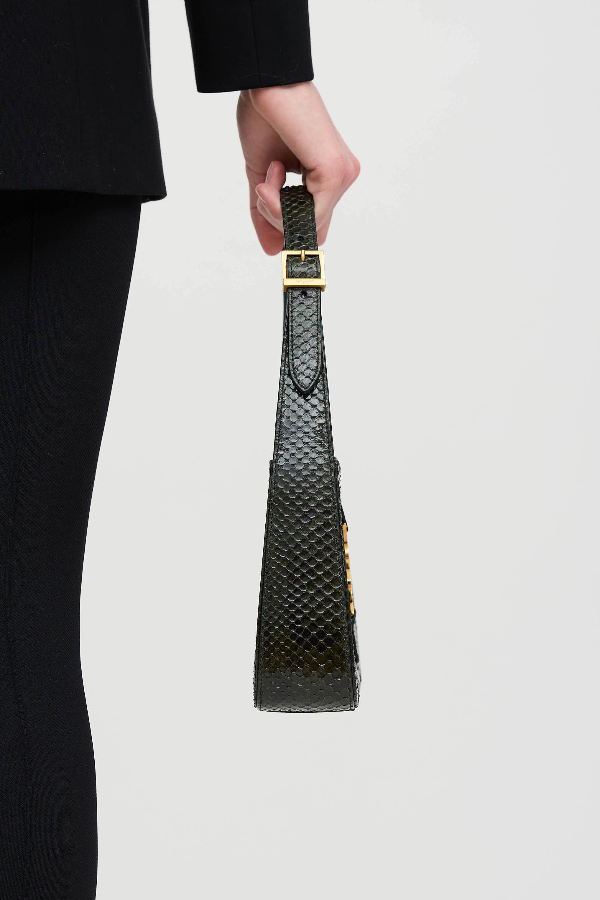 Saint Laurent Leather Le 5 à 7 Shoulder Bag