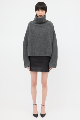 The Row Cashmere Roque Sweater