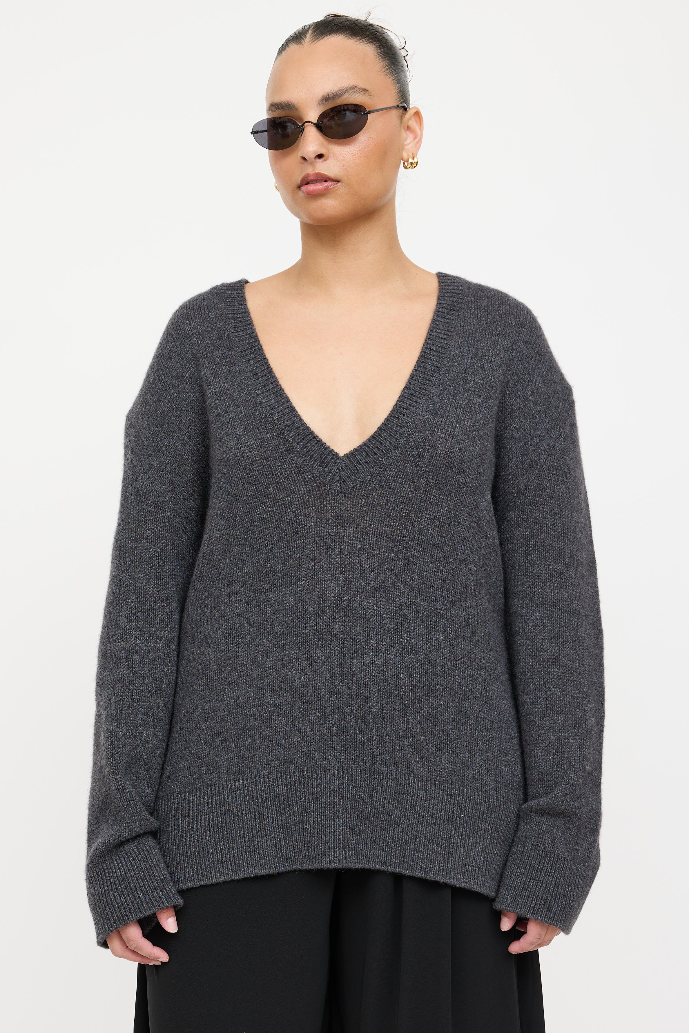 The Row Cashmere Knit V-Neck Sweater