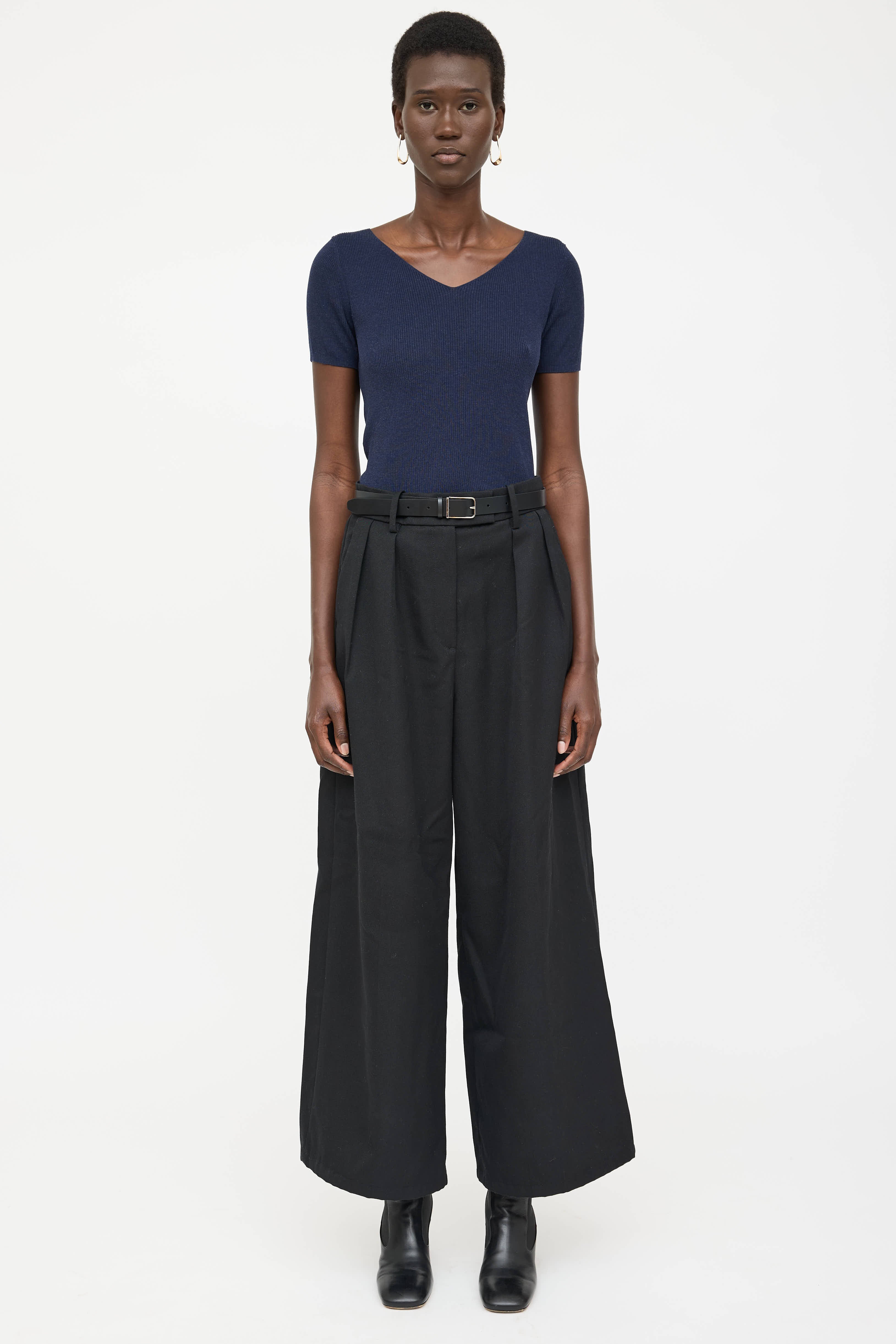 The Row Ribbed V-Neck T-Shirt