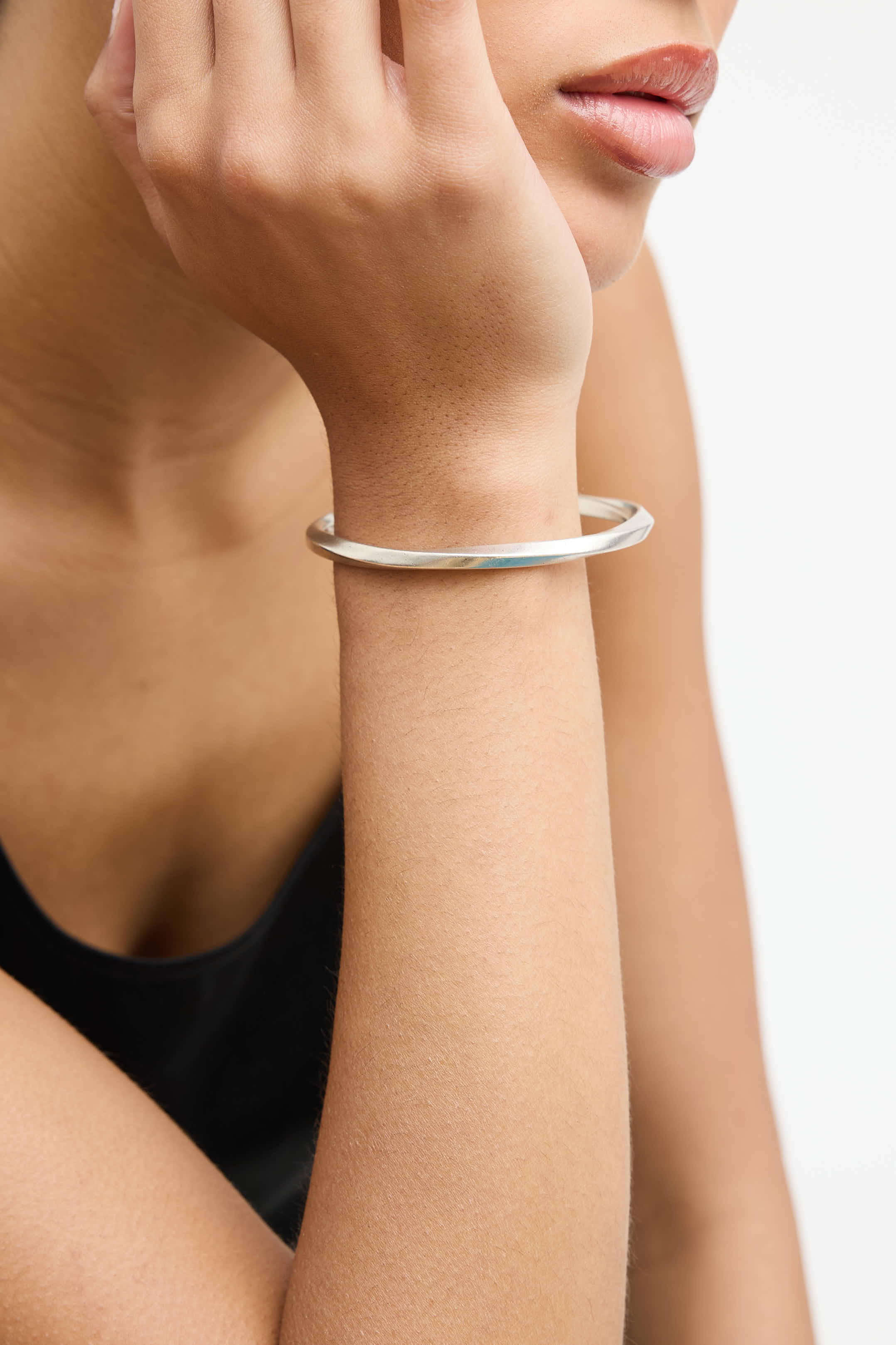 Tiffany & Co. 1999 Sterling Silver Twist Bangle