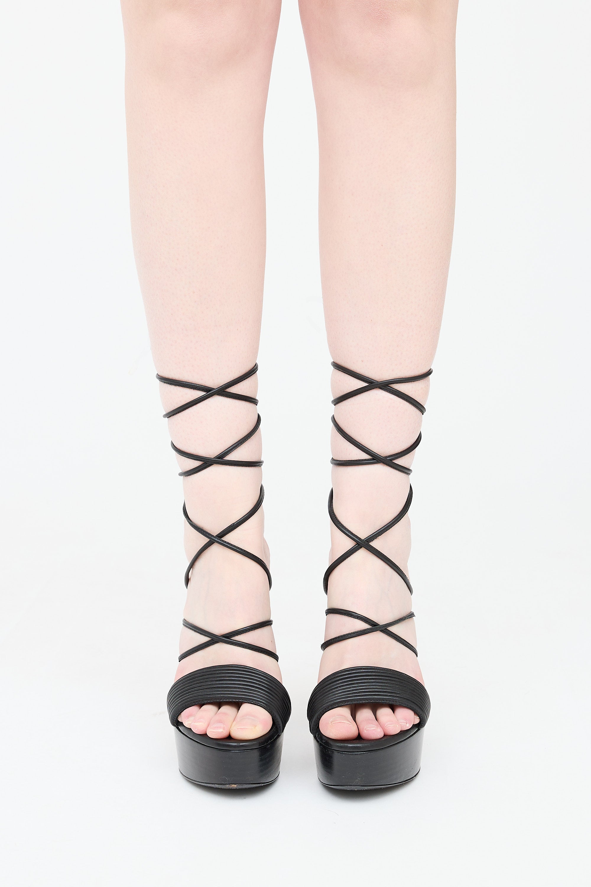 Tom Ford Leather Tie-Up Platform Pump
