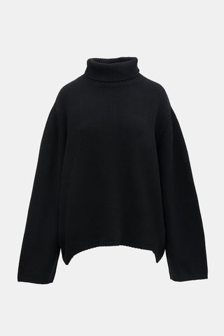 Toteme Cashmere Turtleneck Sweater