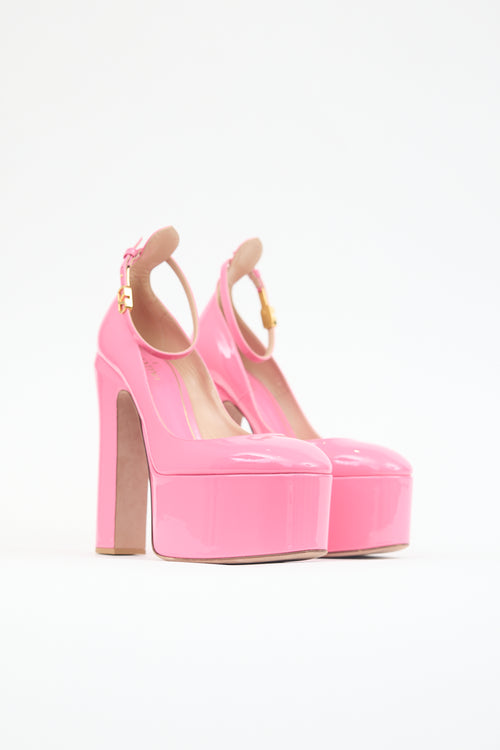Valentino Patent Tan-Go Platform Pump