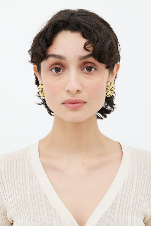 Chanel 1980s Gold-Tone & Black Letter Engraving Clip-On Earring