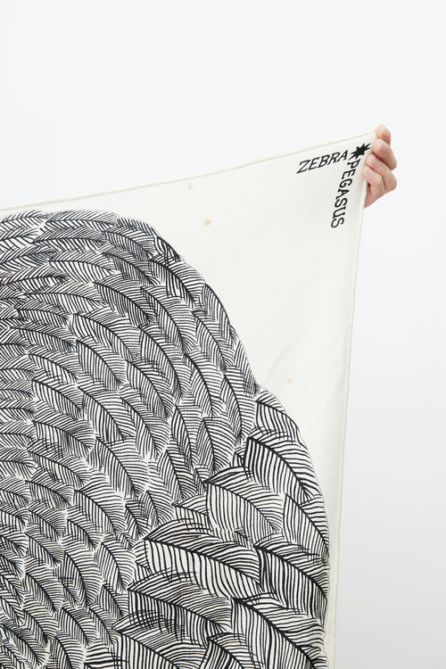 Hermès Black & Cream Cashmere Pegasus 140 Print Shawl