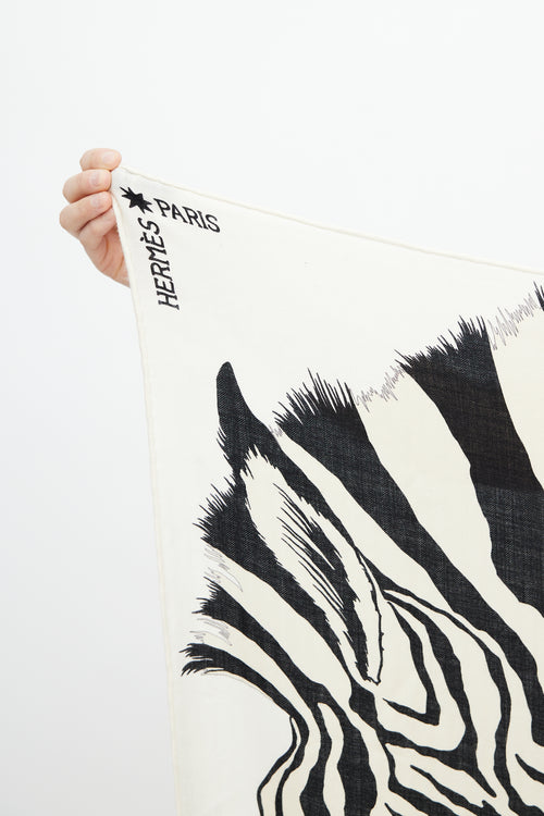 Hermès Black & Cream Cashmere Pegasus 140 Print Shawl
