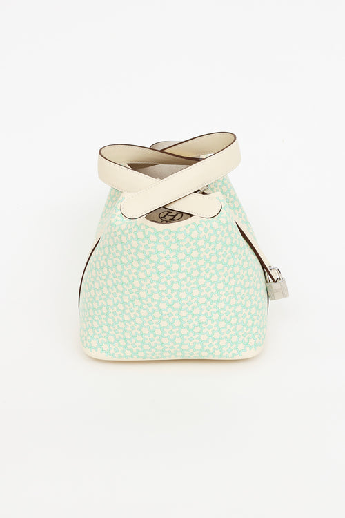 Hermès 2022 Limited Edition Nata & Vert Swift Lucky Daisy Picotin Lock 18 Bag