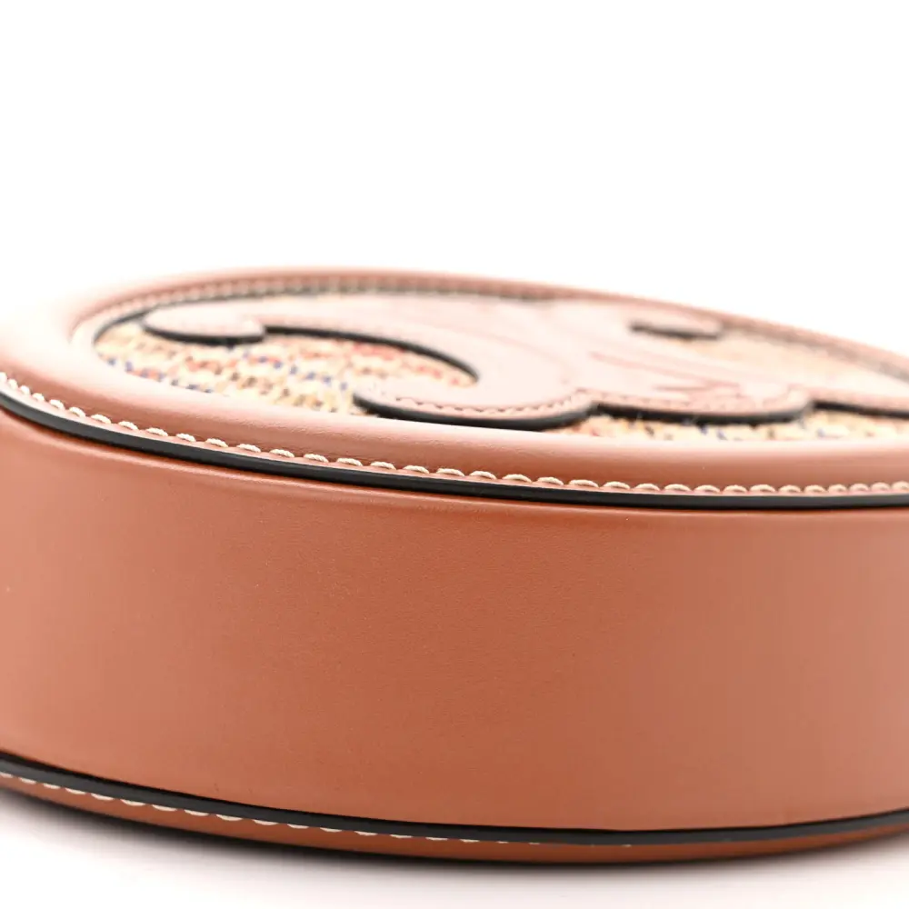 Lushentic Quality Bags: Small Triomphe Oval Purse in Tan Leather - Image 4