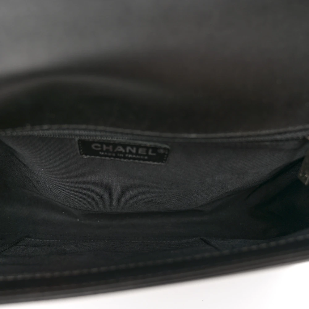 Lushentic Grade Bags: New Medium Black Quilted Lambskin Flap - Image 7