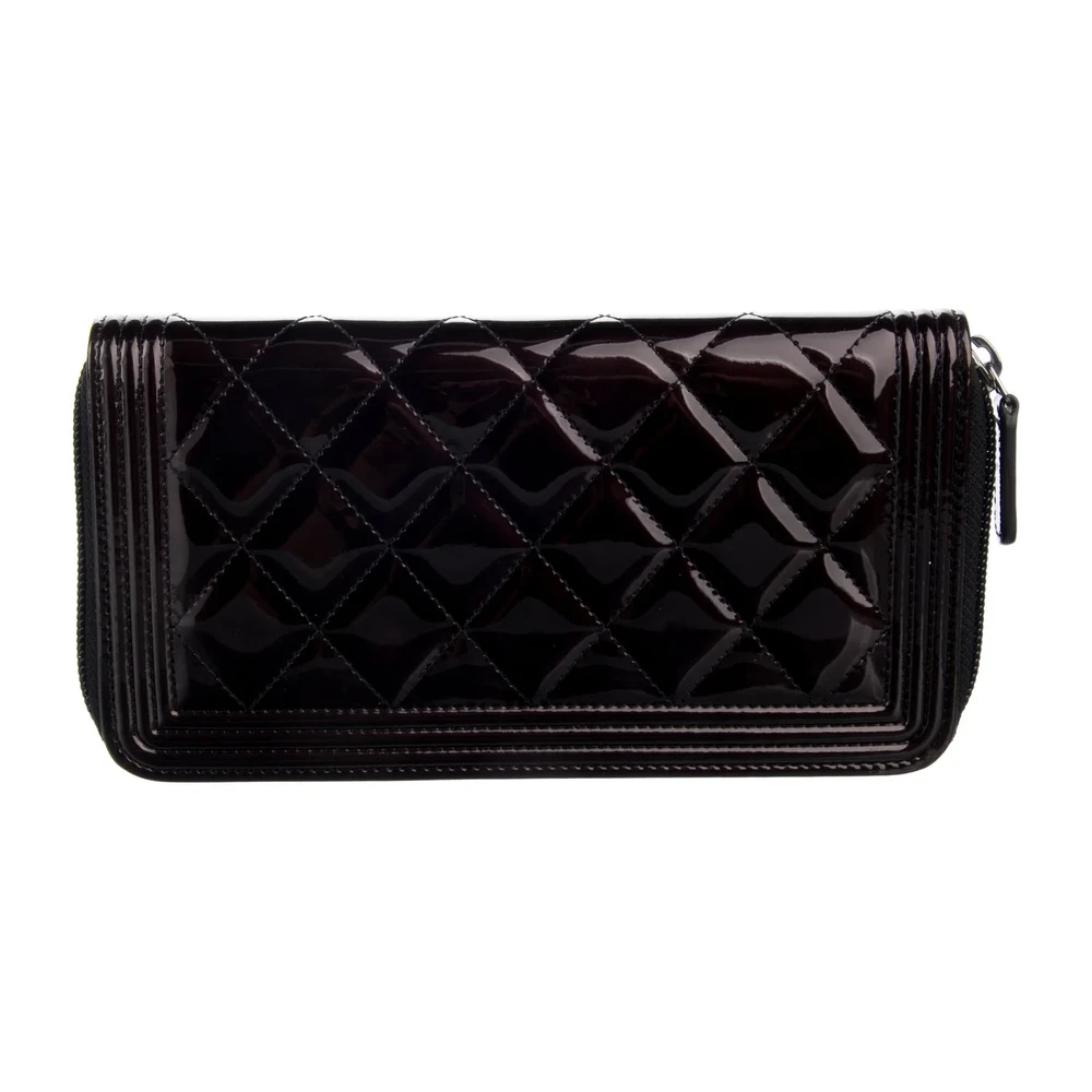 Lushentic Chanel Large Interlocking CC Logo Wallet Black Patent Leather - Image 2