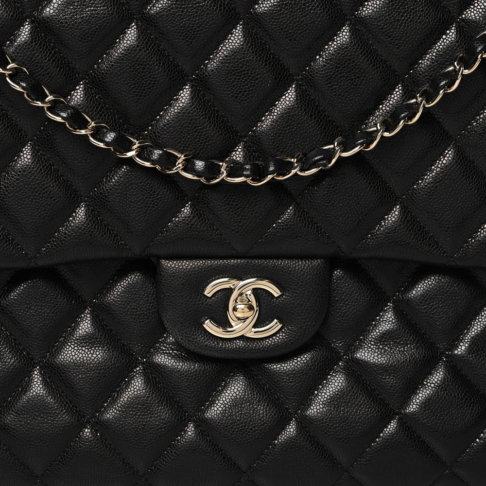 Lushentic Bag Travel Flap XXL Black Quilted Caviar Leather - Image 8