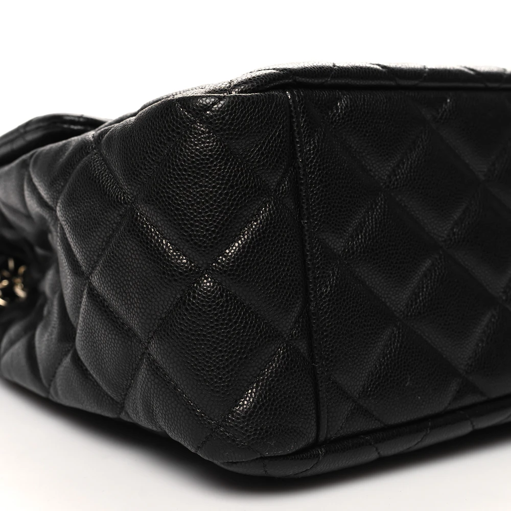 Lushentic Bag Travel Flap XXL Black Quilted Caviar Leather - Image 4