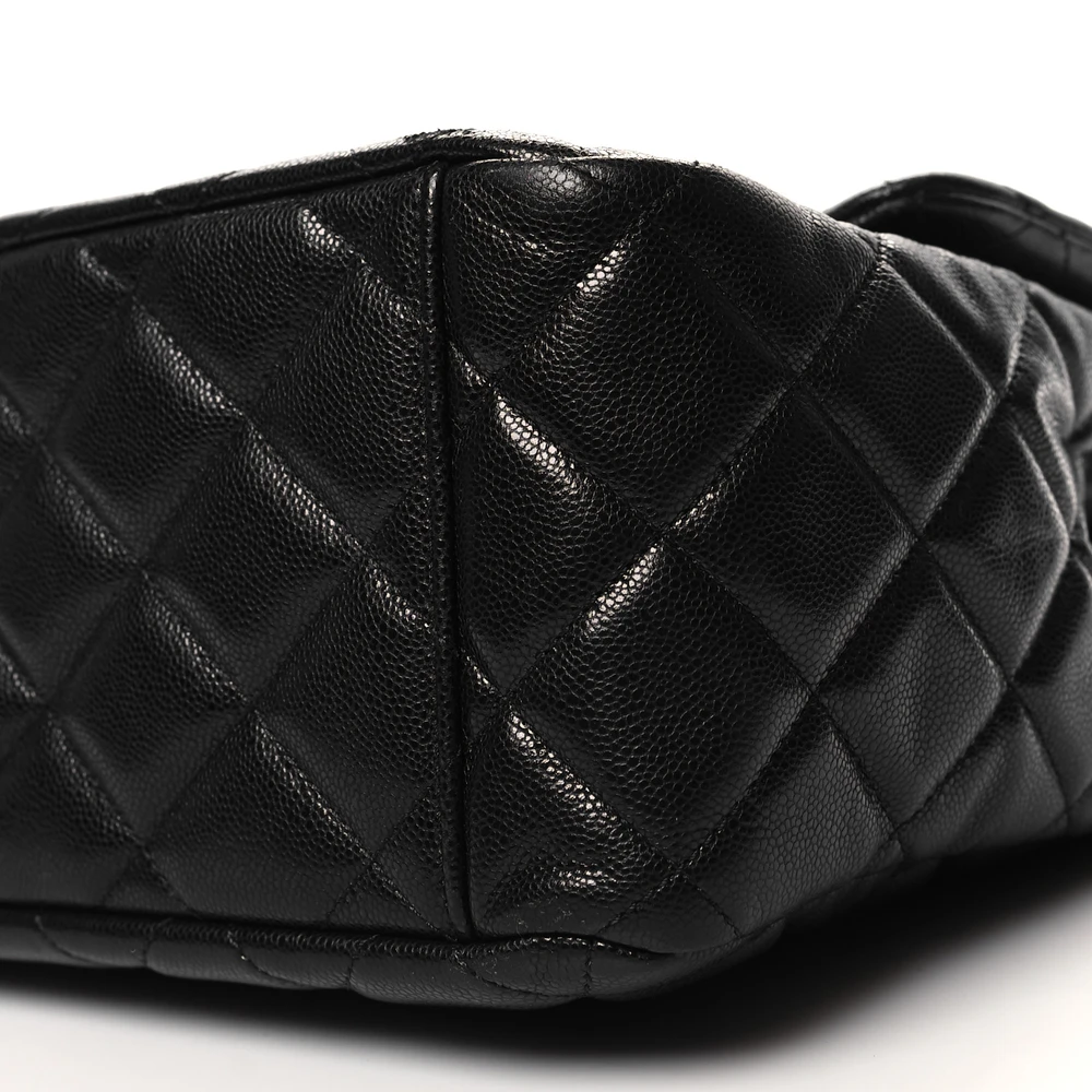 Lushentic Bag Travel Flap XXL Black Quilted Caviar Leather - Image 5