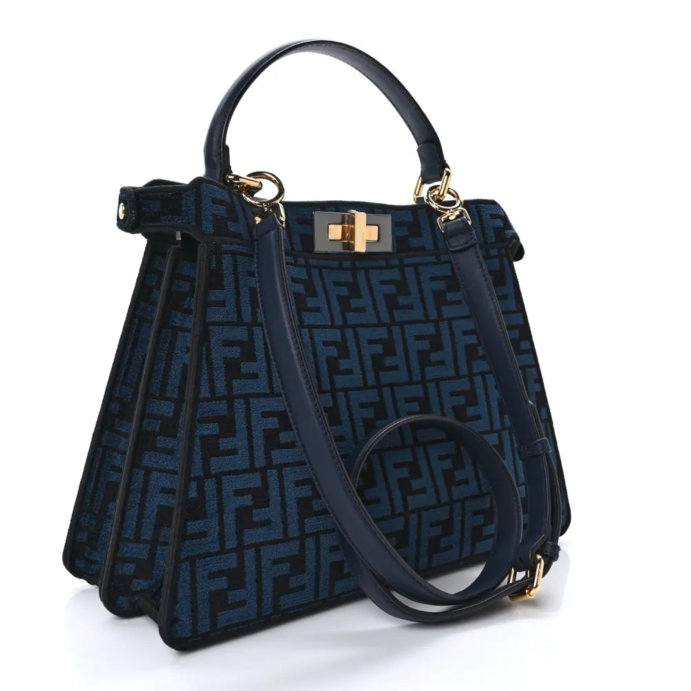 Lushentic Bags Review: Medium FF Peekaboo I See U Satchel - Image 2