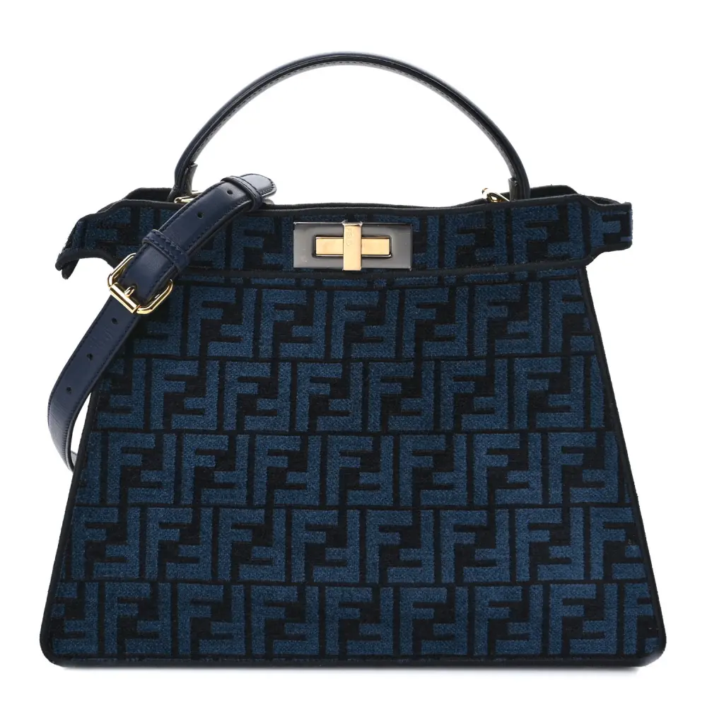 Lushentic Bags Review: Medium FF Peekaboo I See U Satchel