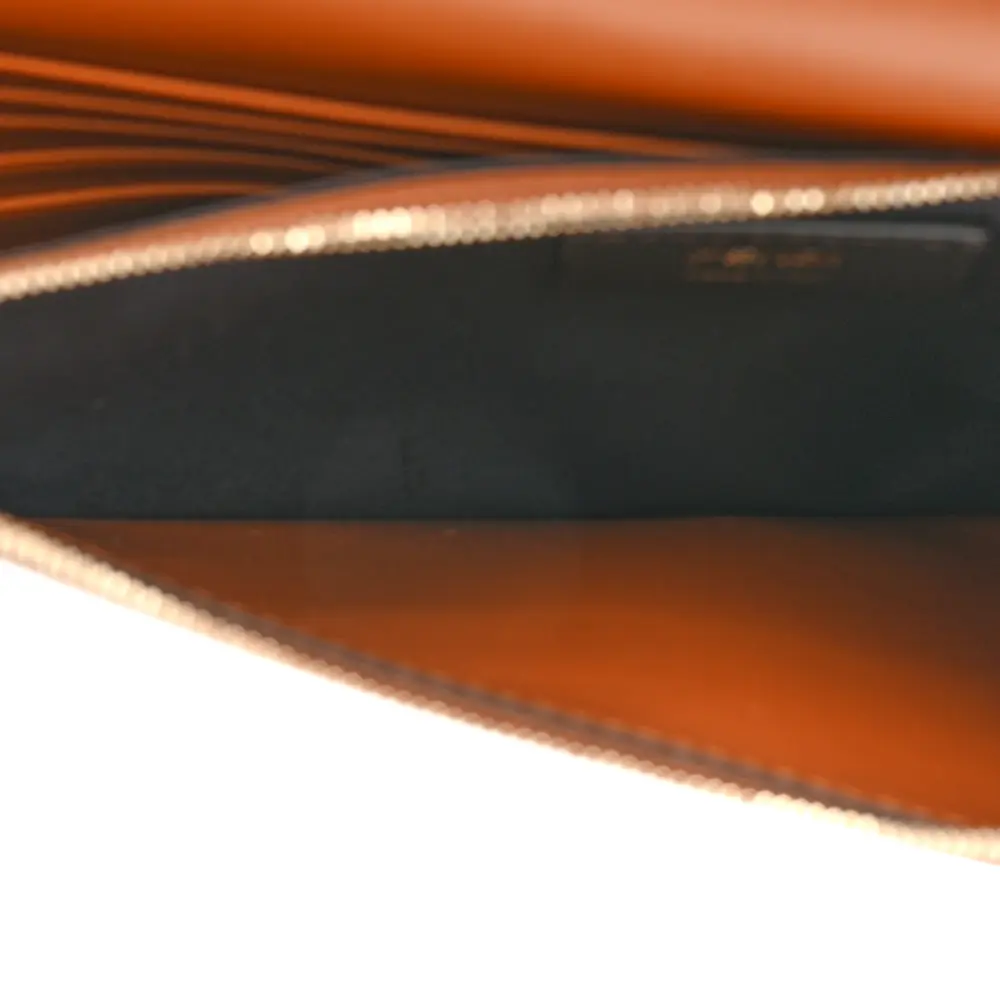 Lushentic Quality Medium Logo Embossed Wallet on Chain - Image 7