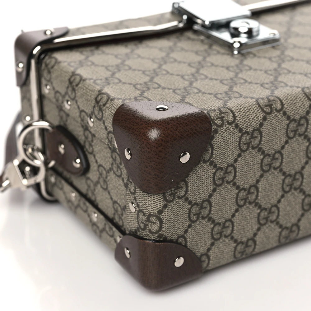 Replica Gucci Globe-Trotter Beauty Case in Brown GG Supreme Canvas - Image 5