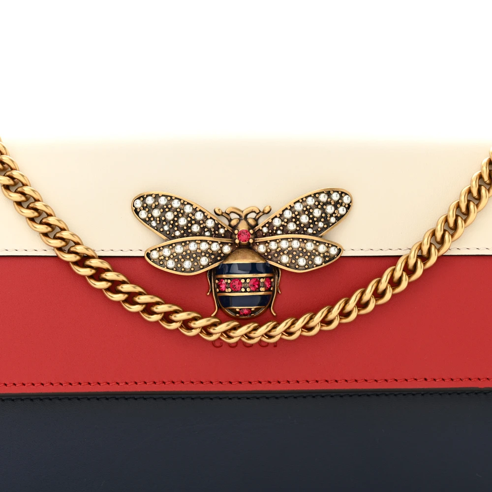 Lushentic Grade Handbags: Small Queen Margaret Chain Wallet in Style - Image 8