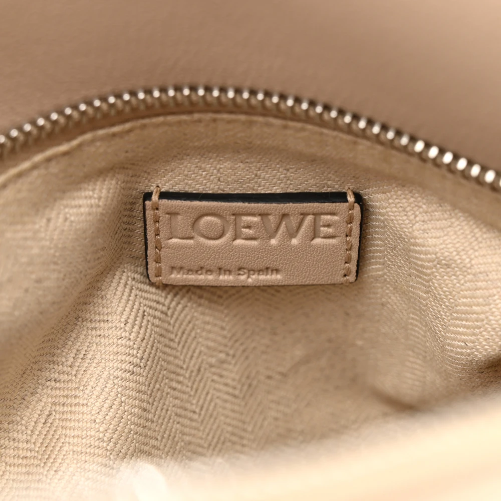 Lushentic Grade Handbags: Puzzle Bag Medium Ash Calfskin Leather - Image 2