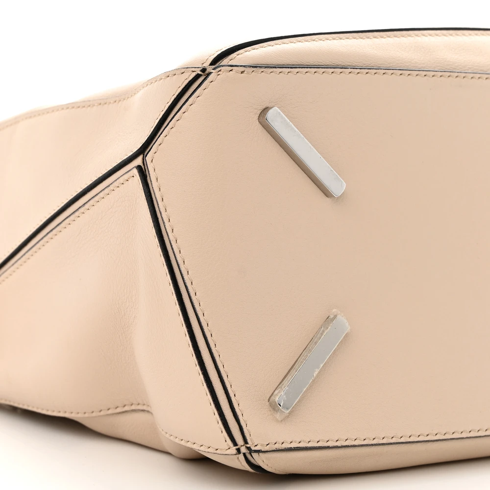 Lushentic Grade Handbags: Puzzle Bag Medium Ash Calfskin Leather - Image 4